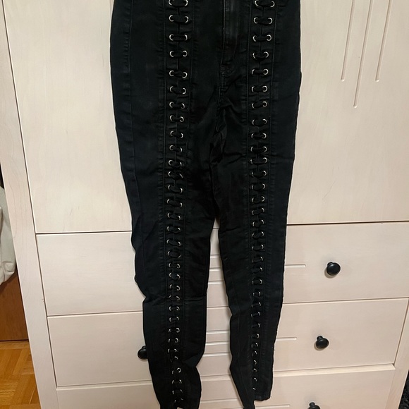 Fashion Nova Kylee Lace Up Jeans - Black (Size 3) - Picture 5 of 7